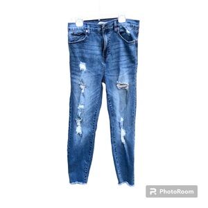 Celebrity Pink Jeans Distressed Skinny Sz. 11/30 Cotton Spandex